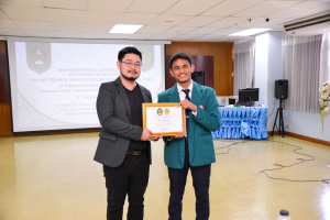 ศูนย์ภาษา ร่วมกับ คณะวิทยาการจัดการ จัดกิจกรรมนำเสนอผลการฝึกประสบการณ์วิชาชีพของนักศึกษาจาก UST ประเทศอินโดนีเซีย