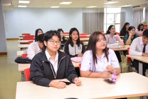 ศูนย์ภาษา ร่วมกับ คณะวิทยาการจัดการ จัดกิจกรรมนำเสนอผลการฝึกประสบการณ์วิชาชีพของนักศึกษาจาก UST ประเทศอินโดนีเซีย