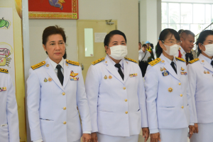 พระบาทสมเด็จพระเจ้าอยู่หัว ทรงพระกรุณาโปรดเกล้าฯ ให้ผู้แทนพระองค์เชิญหนังสือ ธรรมนาวา “วัง” และน้ำปานะพระราชทานถวายแด่พระสงฆ์และพุทธศาสนิกชนในพื้นที่อำเภอเมืองลพบุรี จังหวัดลพบุรี 