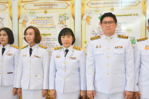 พระบาทสมเด็จพระเจ้าอยู่หัว ทรงพระกรุณาโปรดเกล้าฯ ให้ผู้แทนพระองค์เชิญหนังสือ ธรรมนาวา “วัง” และน้ำปานะพระราชทานถวายแด่พระสงฆ์และพุทธศาสนิกชนในพื้นที่อำเภอเมืองลพบุรี จังหวัดลพบุรี 