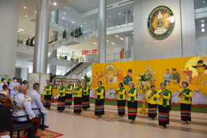 พระบาทสมเด็จพระเจ้าอยู่หัว ทรงพระกรุณาโปรดเกล้าฯ ให้ผู้แทนพระองค์เชิญหนังสือ ธรรมนาวา “วัง” และน้ำปานะพระราชทานถวายแด่พระสงฆ์และพุทธศาสนิกชนในพื้นที่อำเภอเมืองลพบุรี จังหวัดลพบุรี 