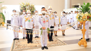 พระบาทสมเด็จพระเจ้าอยู่หัว ทรงพระกรุณาโปรดเกล้าฯ ให้ผู้แทนพระองค์เชิญหนังสือ ธรรมนาวา “วัง” และน้ำปานะพระราชทานถวายแด่พระสงฆ์และพุทธศาสนิกชนในพื้นที่อำเภอเมืองลพบุรี จังหวัดลพบุรี 