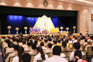 พระบาทสมเด็จพระเจ้าอยู่หัว ทรงพระกรุณาโปรดเกล้าฯ ให้ผู้แทนพระองค์เชิญหนังสือ ธรรมนาวา “วัง” และน้ำปานะพระราชทานถวายแด่พระสงฆ์และพุทธศาสนิกชนในพื้นที่อำเภอเมืองลพบุรี จังหวัดลพบุรี 