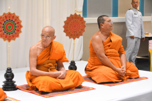 พระบาทสมเด็จพระเจ้าอยู่หัว ทรงพระกรุณาโปรดเกล้าฯ ให้ผู้แทนพระองค์เชิญหนังสือ ธรรมนาวา “วัง” และน้ำปานะพระราชทานถวายแด่พระสงฆ์และพุทธศาสนิกชนในพื้นที่อำเภอเมืองลพบุรี จังหวัดลพบุรี 
