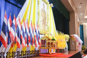 พระบาทสมเด็จพระเจ้าอยู่หัว ทรงพระกรุณาโปรดเกล้าฯ ให้ผู้แทนพระองค์เชิญหนังสือ ธรรมนาวา “วัง” และน้ำปานะพระราชทานถวายแด่พระสงฆ์และพุทธศาสนิกชนในพื้นที่อำเภอเมืองลพบุรี จังหวัดลพบุรี 