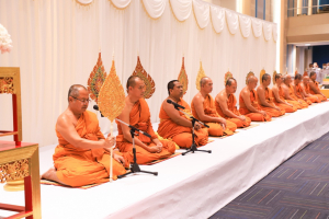 พระบาทสมเด็จพระเจ้าอยู่หัว ทรงพระกรุณาโปรดเกล้าฯ ให้ผู้แทนพระองค์เชิญหนังสือ ธรรมนาวา “วัง” และน้ำปานะพระราชทานถวายแด่พระสงฆ์และพุทธศาสนิกชนในพื้นที่อำเภอเมืองลพบุรี จังหวัดลพบุรี 