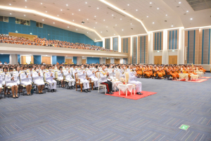 พระบาทสมเด็จพระเจ้าอยู่หัว ทรงพระกรุณาโปรดเกล้าฯ ให้ผู้แทนพระองค์เชิญหนังสือ ธรรมนาวา “วัง” และน้ำปานะพระราชทานถวายแด่พระสงฆ์และพุทธศาสนิกชนในพื้นที่อำเภอเมืองลพบุรี จังหวัดลพบุรี 