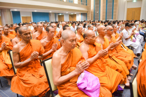พระบาทสมเด็จพระเจ้าอยู่หัว ทรงพระกรุณาโปรดเกล้าฯ ให้ผู้แทนพระองค์เชิญหนังสือ ธรรมนาวา “วัง” และน้ำปานะพระราชทานถวายแด่พระสงฆ์และพุทธศาสนิกชนในพื้นที่อำเภอเมืองลพบุรี จังหวัดลพบุรี 