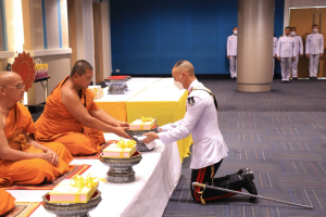 พระบาทสมเด็จพระเจ้าอยู่หัว ทรงพระกรุณาโปรดเกล้าฯ ให้ผู้แทนพระองค์เชิญหนังสือ ธรรมนาวา “วัง” และน้ำปานะพระราชทานถวายแด่พระสงฆ์และพุทธศาสนิกชนในพื้นที่อำเภอเมืองลพบุรี จังหวัดลพบุรี 