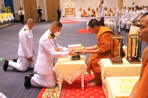 พระบาทสมเด็จพระเจ้าอยู่หัว ทรงพระกรุณาโปรดเกล้าฯ ให้ผู้แทนพระองค์เชิญหนังสือ ธรรมนาวา “วัง” และน้ำปานะพระราชทานถวายแด่พระสงฆ์และพุทธศาสนิกชนในพื้นที่อำเภอเมืองลพบุรี จังหวัดลพบุรี 