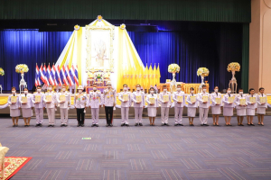 พระบาทสมเด็จพระเจ้าอยู่หัว ทรงพระกรุณาโปรดเกล้าฯ ให้ผู้แทนพระองค์เชิญหนังสือ ธรรมนาวา “วัง” และน้ำปานะพระราชทานถวายแด่พระสงฆ์และพุทธศาสนิกชนในพื้นที่อำเภอเมืองลพบุรี จังหวัดลพบุรี 
