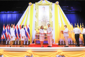 พระบาทสมเด็จพระเจ้าอยู่หัว ทรงพระกรุณาโปรดเกล้าฯ ให้ผู้แทนพระองค์เชิญหนังสือ ธรรมนาวา “วัง” และน้ำปานะพระราชทานถวายแด่พระสงฆ์และพุทธศาสนิกชนในพื้นที่อำเภอเมืองลพบุรี จังหวัดลพบุรี 