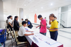 ศูนย์ภาษาจัดอบรมภาษาอังกฤษเพื่อการอาชีพสำหรับบุคคลทั่วไป
