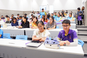 ศูนย์ภาษาจัดอบรมภาษาอังกฤษเพื่อการอาชีพสำหรับบุคคลทั่วไป
