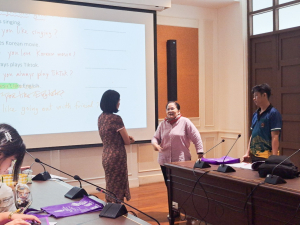 ศูนย์ภาษาจัดอบรมภาษาอังกฤษเพื่อการอาชีพสำหรับบุคคลทั่วไป