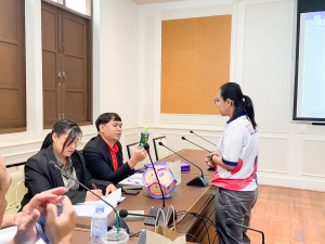 ศูนย์ภาษาจัดอบรมภาษาอังกฤษเพื่อการอาชีพสำหรับบุคคลทั่วไป