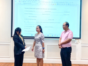 ศูนย์ภาษาจัดอบรมภาษาอังกฤษเพื่อการอาชีพสำหรับบุคคลทั่วไป