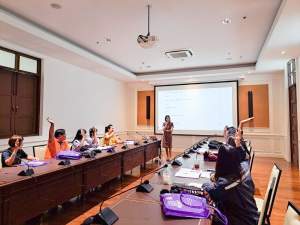 ศูนย์ภาษาจัดอบรมภาษาอังกฤษเพื่อการอาชีพสำหรับบุคคลทั่วไป