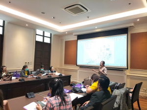 ศูนย์ภาษาจัดอบรมภาษาอังกฤษเพื่อการอาชีพสำหรับบุคคลทั่วไป