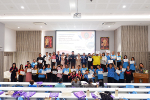ศูนย์ภาษาจัดอบรมภาษาอังกฤษเพื่อการอาชีพสำหรับบุคคลทั่วไป