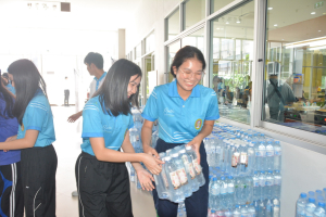 มรท. เปิดศูนย์รวมน้ำใจชาวไทยช่วยเหลือผู้ประสบอุทกภัยในพื้นที่ภาคเหนือ