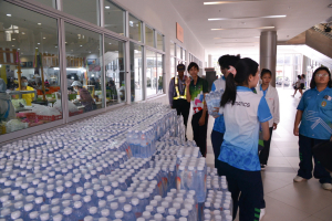 มรท. เปิดศูนย์รวมน้ำใจชาวไทยช่วยเหลือผู้ประสบอุทกภัยในพื้นที่ภาคเหนือ