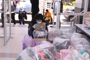 มรท. เปิดศูนย์รวมน้ำใจชาวไทยช่วยเหลือผู้ประสบอุทกภัยในพื้นที่ภาคเหนือ