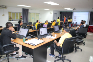 คณะเทคโนโลยีอุตสาหกรรมต้อนรับกลุ่มแม่บ้านผู้ผลิตกระเทียม สหกรณ์การเกษตรไทย จำกัด ในการหารือการวิจัยกระบวนการผลิต และออกแบบเครื่องอบกระเทียม