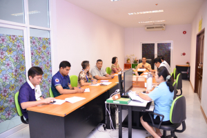 การประชุม คกก.ดำเนินงานการจัดทำแบบประเมินผลความพึงพอใจของผู้รับบริการของพนักงานในสถาบันอุดมศึกษา สายสนับสนุน