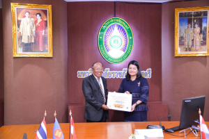 พิธีลงนามต่ออายุสัญญา MOU ระหว่าง มรภ.เทพสตรี กับ STKIP Persada Khatulistiwa ประเทศอินโดนีเซีย