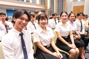 มรภ.เทพสตรี จัดพิธีทำบุญทักษิณา เพื่อถวายเป็นพระราชกุศลและน้อมรำลึกในพระมหากรุณาธิคุณ รัชกาลที่ 9 เนื่องในวันนวมินทรมหาราช