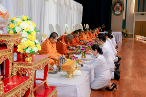 มรภ.เทพสตรี จัดพิธีทำบุญทักษิณา เพื่อถวายเป็นพระราชกุศลและน้อมรำลึกในพระมหากรุณาธิคุณ รัชกาลที่ 9 เนื่องในวันนวมินทรมหาราช