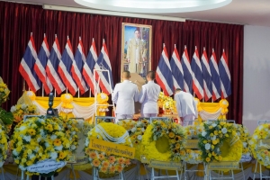 มรภ.เทพสตรี ร่วมกิจกรรมน้อมรำลึกในพระมหากรุณาธิคุณรัชกาลที่ 9 เนื่องในวันนวมินทรมหาราช 