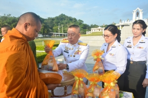 มรภ.เทพสตรี ร่วมพิธีบำเพ็ญกุศลถวายเป็นพระราชกุศล เนื่องในวันนวมินทรมหาราช ณ ศูนย์การทหารปืนใหญ่