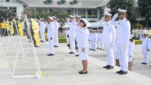 มรภ.เทพสตรี ร่วมพิธีบำเพ็ญกุศลถวายเป็นพระราชกุศล เนื่องในวันนวมินทรมหาราช ณ ศูนย์การทหารปืนใหญ่
