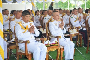 มรภ.เทพสตรี ร่วมพิธีบำเพ็ญกุศลถวายเป็นพระราชกุศล เนื่องในวันนวมินทรมหาราช ณ ศูนย์การทหารปืนใหญ่