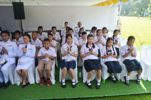 มรภ.เทพสตรี ร่วมพิธีบำเพ็ญกุศลถวายเป็นพระราชกุศล เนื่องในวันนวมินทรมหาราช ณ ศูนย์การทหารปืนใหญ่