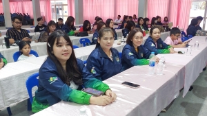 สโมสรเจ้าหน้าที่ มรภ.เทพสตรี จัดศึกษาดูงานและแลกเปลี่ยนองค์ความรู้ด้านการบริหารจัดการงานสโมสรที่มีประสิทธิภาพกับสโมสรเจ้าหน้าที่ มรภ.รำไพพรรณี