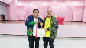 สโมสรเจ้าหน้าที่ มรภ.เทพสตรี จัดศึกษาดูงานและแลกเปลี่ยนองค์ความรู้ด้านการบริหารจัดการงานสโมสรที่มีประสิทธิภาพกับสโมสรเจ้าหน้าที่ มรภ.รำไพพรรณี