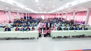 สโมสรเจ้าหน้าที่ มรภ.เทพสตรี จัดศึกษาดูงานและแลกเปลี่ยนองค์ความรู้ด้านการบริหารจัดการงานสโมสรที่มีประสิทธิภาพกับสโมสรเจ้าหน้าที่ มรภ.รำไพพรรณี