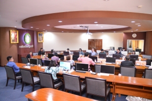 การประชุม คกก.พิจารณาปรับปรุงค่าธรรมเนียมการศึกษา มรท.