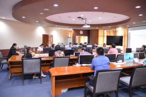 การประชุม คกก.พิจารณาปรับปรุงค่าธรรมเนียมการศึกษา มรท.