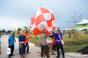 มรภ.เทพสตรี ร่วมกับ เทศบาลตำบลป่าตาล และภาคีเครือข่าย จัดงานเทศกาลโคมลม ครั้งที่ 1