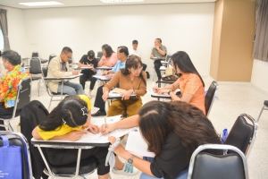 ศูนย์ภาษา จัดโครงการพัฒนาหลักสูตรภาษาอังกฤษเพื่อการสื่อสาร สำหรับบุคคลทั่วไป