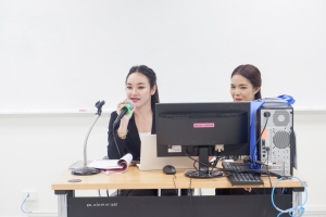 ศูนย์ภาษา จัดโครงการพัฒนาหลักสูตรภาษาอังกฤษเพื่อการสื่อสาร สำหรับบุคคลทั่วไป