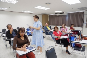 ศูนย์ภาษา จัดโครงการพัฒนาหลักสูตรภาษาอังกฤษเพื่อการสื่อสาร สำหรับบุคคลทั่วไป