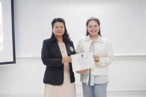 ศูนย์ภาษา จัดโครงการพัฒนาหลักสูตรภาษาอังกฤษเพื่อการสื่อสาร สำหรับบุคคลทั่วไป