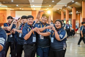 มรภ.เทพสตรี นำผู้นำนักศึกษาร่วมการประชุมสัมมนาผู้นำนักศึกษา มรภ.กลุ่มภาคกลาง  ครั้งที่ 6