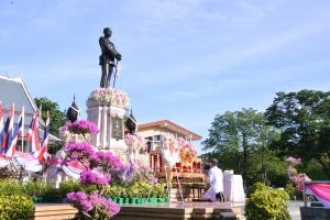 มรภ.เทพสตรี ร่วมพิธีถวายพวงมาลาสักการะเนื่องในวันปิยมหาราช