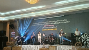 ผู้บริหาร มรภ.เทพสตรี พร้อมด้วย คกก.ส่งเสริมกิจการ มรภ.เทพสตรี ร่วมการประชุมสัมมนา คกก.ส่งเสริมกิจการมหาวิทยาลัยทั่วประเทศ ครั้งที่ 9